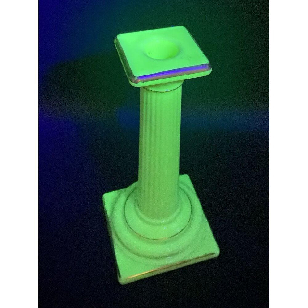 Cambridge Glass 9.5" Doric Column Candlestick Ivory Uranium Glows No. 65 Single - Picture 10 of 16